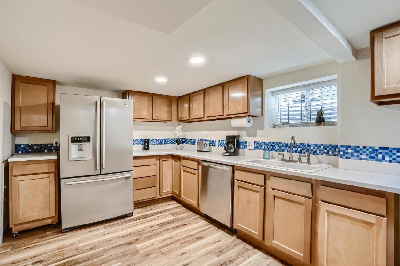 Sloans Lake Getaway - Basement Apartment Near Broncos And Downtown Denver Lakewood Exterior foto